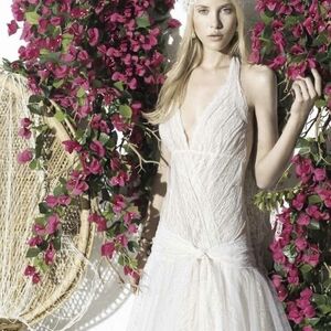 Chic Cream Lace Wedding Gown